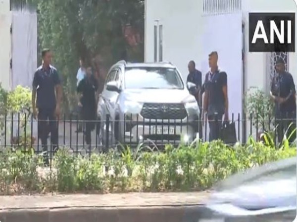 Congress MP Rahul Gandhi leaving for Karnal (Photo/ANI)