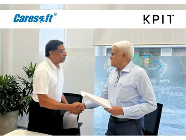(Left) Mathew Vachaparampil, CEO, Caresoft Global; (Right) Kishor Patil Co-founder, CEO & Managing Director of KPIT Technologies