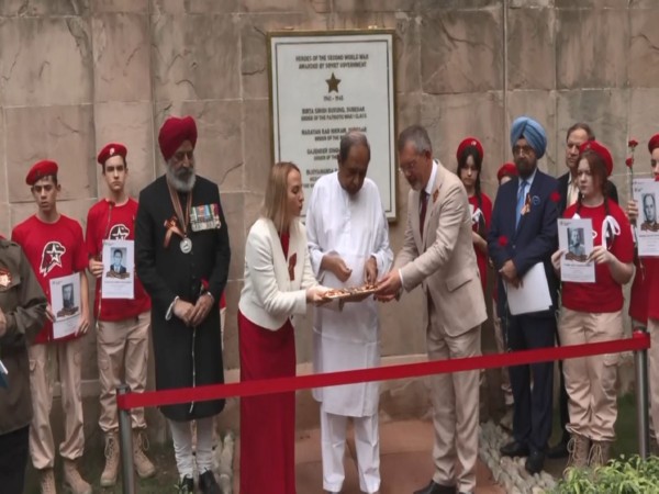 Former Chief Minister of Odisha and Biju Janata Dal (BJD) President Naveen Patnaik at the Victory Day celebrations along with Russian Ambassador Denis Alipov (Photo/ANI)