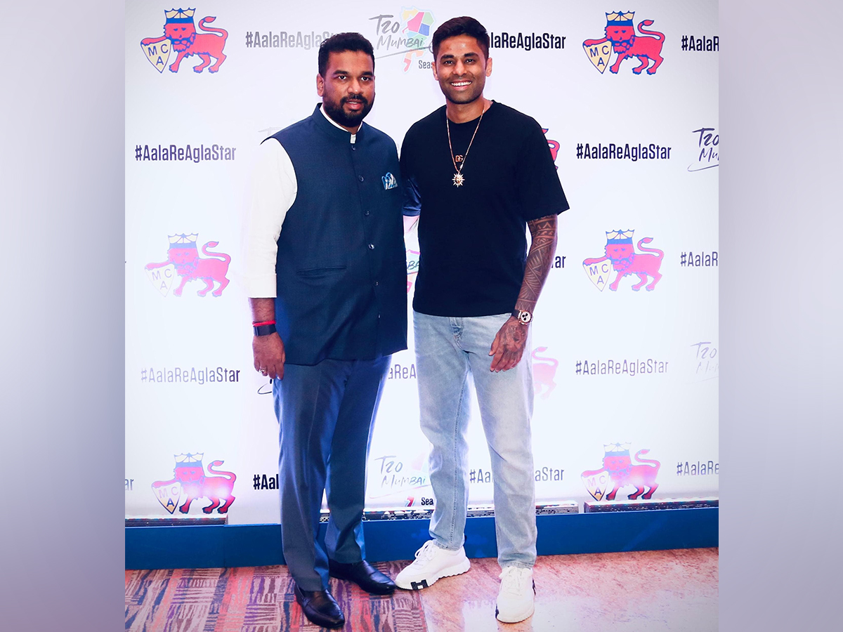 Suryakumar Yadav along with the Mumbai Cricket Association President Ajinkya Naik during the T20 Mumbai League 2025 Auction (Photo: T20 Mumbai League)