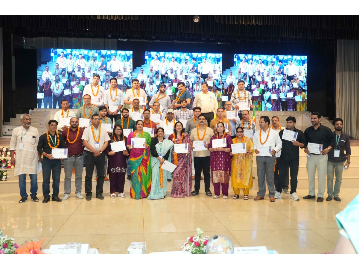 Educators from across the country at Leadership Circle 3 hosted by DEVI Sansthan in Lucknow