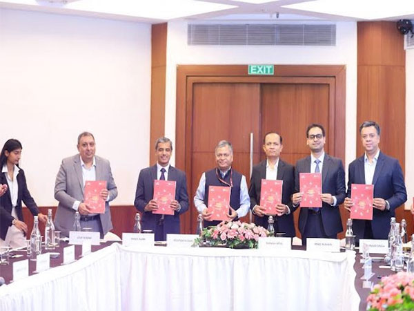 Yogendra Garg, Member (IT, Taxpayer Services & Technology), CBIC launches the white paper titled “THE FUTURE OF EXPRESS CARGO CLEARANCE IN INDIA - ECCS in the New Customs Integrated System