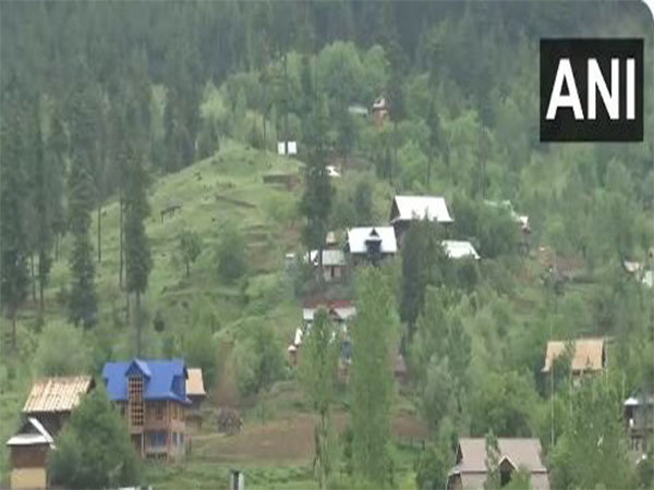 Damaged residential building in Kupwara after Pakistan shelling (Photo/ANI)