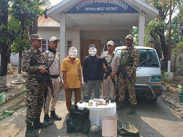 Manipur Police team with arrested accused (Photo/Manipur Police) 