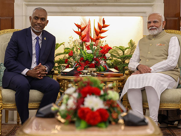 File Photo of Prime Minister Narendra Modi and Maldivian President Mohamed Muizzu (Image: X/MEA)