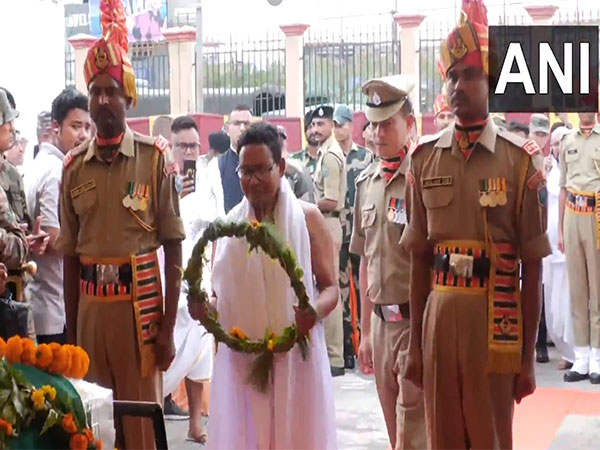 Family members and friends pay last respect to BSF Constable Deepak Chingakham (Photo/ANI) 
