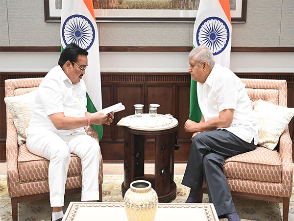  Union Jal Shakti Minister CR Patil met with Vice President Jagdeep Dhankhar  (Photo/VP office)