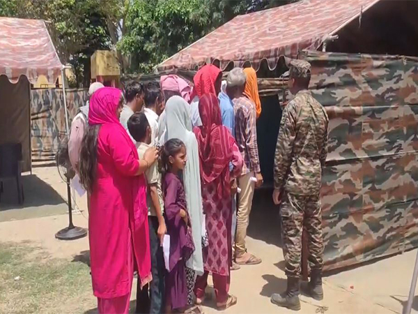  Army free Medical camp in Akhnoor village (Photo/ANI)