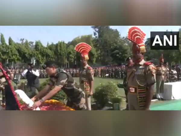 BSF DG Daljit Singh Chawdhury laids wreath in remembrance of BSF personnel Md Imteyaz and Deepak Chingakham (Photo/ANI)