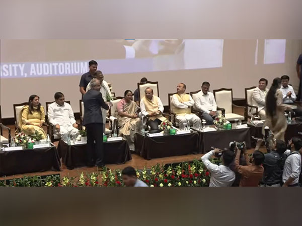 Delhi CM Rekha Gupta at inaguration event (Photo Credit: X/@LtGovDelhi)