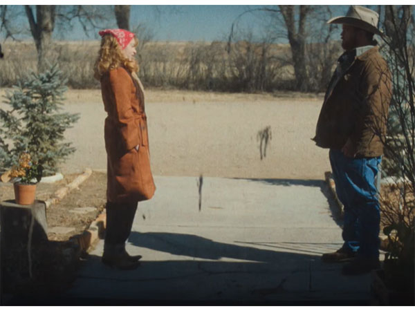 Sydney Sweeney, Paul Walter Hauser (Photo/Instagram)