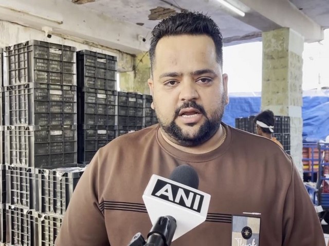 Apple traders in Ajmer stop business with Turkey amid tensions over Turkey's support for Pakistan (Photo/ANI)