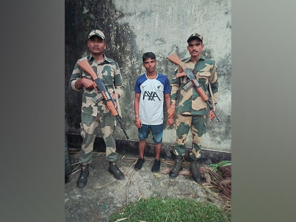 BSF apprehends Bangladeshi national. (Photo/BSF) 