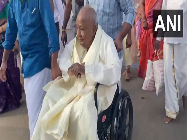 Former Prime Minister and JD(S) chief HD Deve Gowda (Photo/ANI)