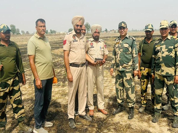 BSF recover pistol parts, drones and heroin packets on Monday. (Photo/ANI)