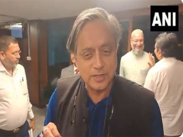 Parliamentary Standing Committee on External Affairs Chairman Shashi Tharoor (Photo/ANI)