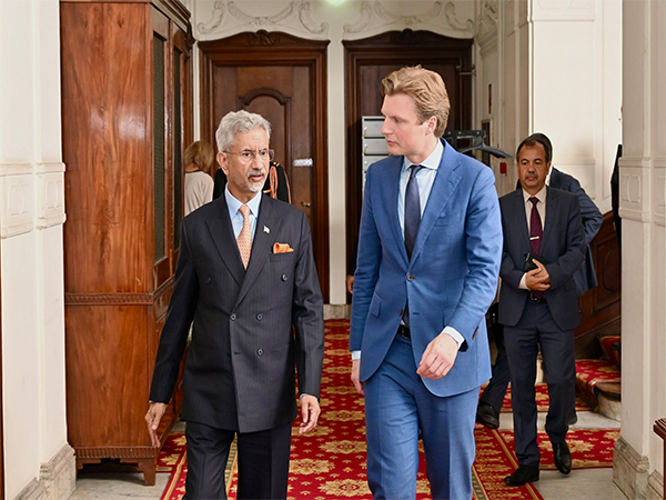 External Affairs Minister S Jaishankar, Netherlands Defence Minister Ruben Brekelmans (Image Credit: X/@DrSJaishankar)