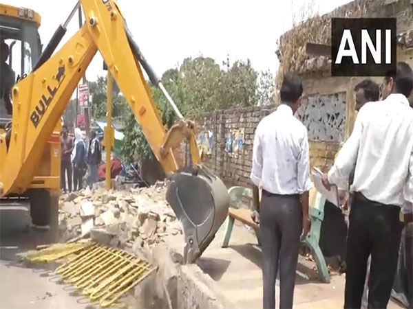Demolition of enroachment on roads in Sambhal. Uttar Pradesh (Photo/ANI)