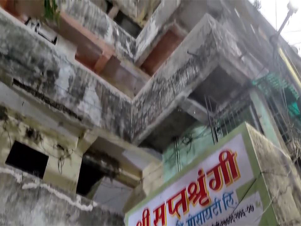 Shri Saptashringi building in Kalyan. (Photo/ANI)