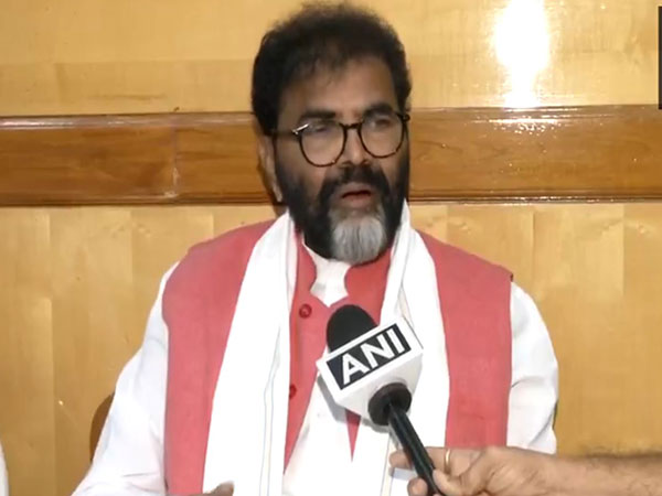 LoP Karnataka Legislative Council, Chalavadi Narayanaswamy (Photo/ANI)