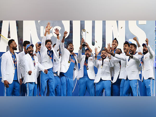 The victorious Indian team (Photo: ICC)