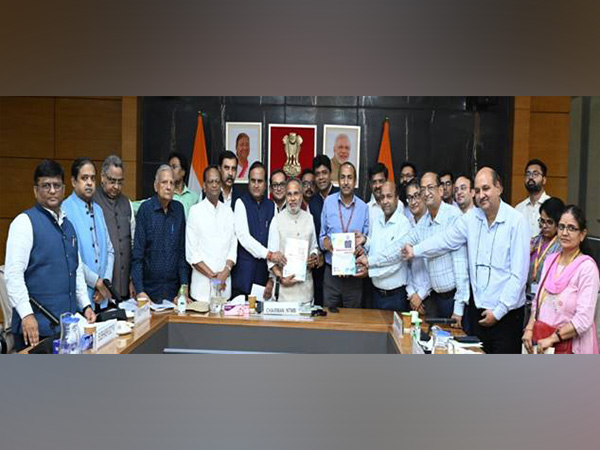 6th Meeting of National Traders’ Welfare Board held in New Delhi (Image: PIB)