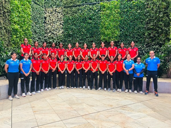 Indian Junior Women's Hockey Team departs for Argentina from Bengaluru (Photo: Hockey India)