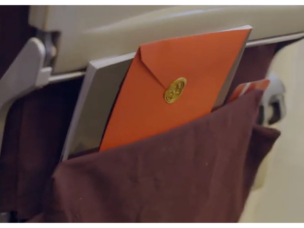 Red envelope mystery grips India’s airports 