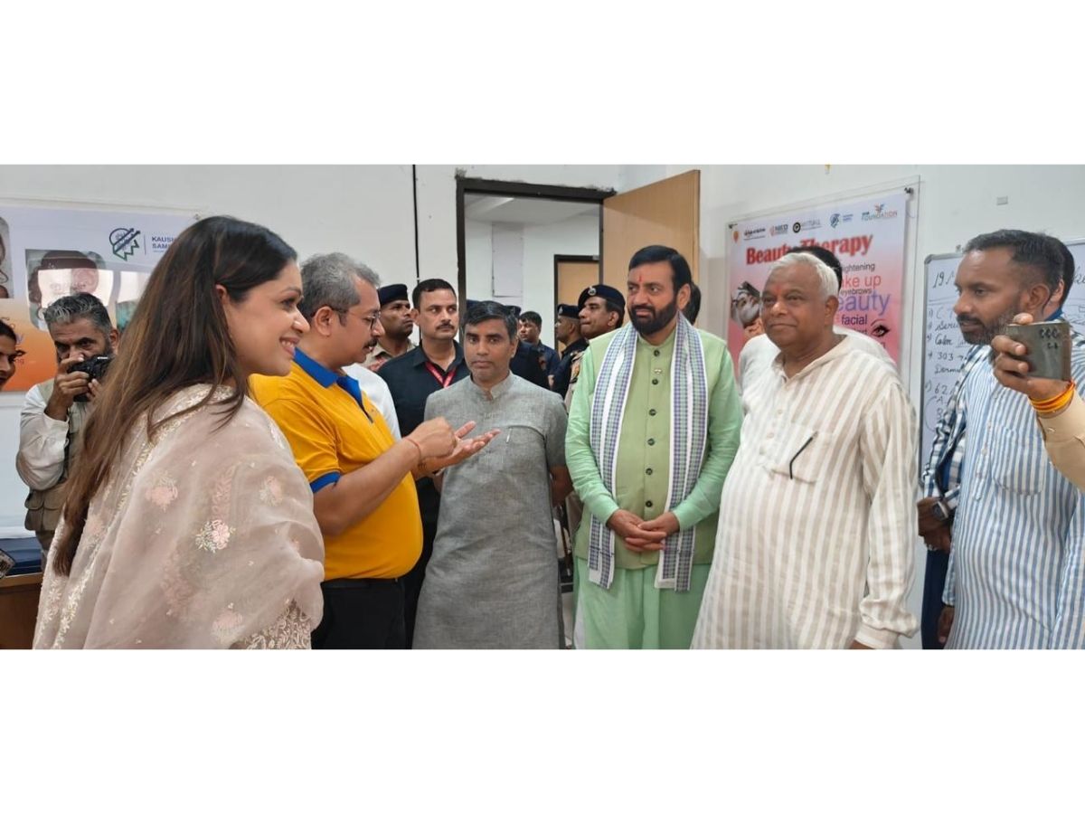 Haryana CM Nayab Singh Saini visits M3M Foundation’s iMpower Academy in Panipat, endorses youth skill development. Haryana CM Nayab Singh Saini visits M3M Foundation’s iMpower Academy in Panipat, endorses youth skill development.