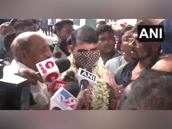BSF Jawan Purnam Kumar Shaw in Kolkata on Friday. (Photo/ANI) BSF Jawan Purnam Kumar Shaw in Kolkata on Friday. (Photo/ANI)