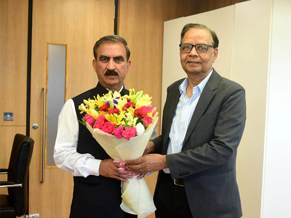 Himachal CM Sukhvinder Singh Sukhu met Finance Commission Chairman Dr. Arvind Panagariya (Photo/X@SukhuSukhvinder) 