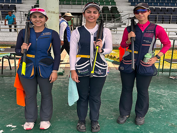 Maheshwari Chauhan, Ganemat Sekhnon (In centre), Parinaaz Dhaliwal at Dr. Karni Singh Shooting Range (Image: NRAI)