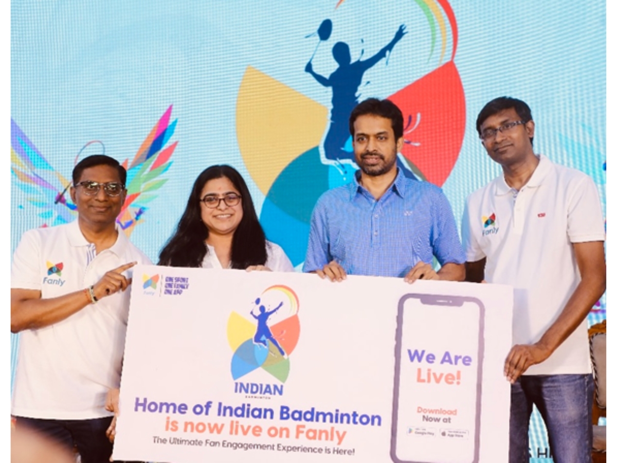 Srinivasan Babu and Saravanan Kanagaraju, Co-founders of Fanly; Sridevi Sira, VP of The Smart Bridge and former NASSCOM Skills Lead; Padma Bhushan Sri Pullela Gopichand, Chief National Coach, Indian Badminton. Srinivasan Babu and Saravanan Kanagaraju, Co-founders of Fanly; Sridevi Sira, VP of The Smart Bridge and former NASSCOM Skills Lead; Padma Bhushan Sri Pullela Gopichand, Chief National Coach, Indian Badminton.