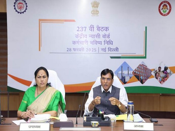 Union Minister Dr Mansukh Mandaviya and MoS Shobha Karandlaje at the meeting (Photo/PIB) Union Minister Dr Mansukh Mandaviya and MoS Shobha Karandlaje at the meeting (Photo/PIB)