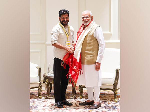 Telangana Chief Minister Revanth Reddy with Prime Minister Narendra Modi (Photo/X @revanth_anumula)