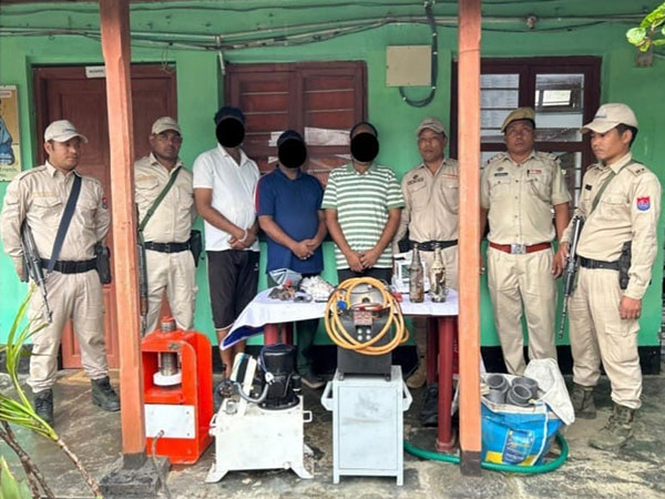 Three persons involved in counterfeiting gold arrested by Manipur police Three persons involved in counterfeiting gold arrested by Manipur police