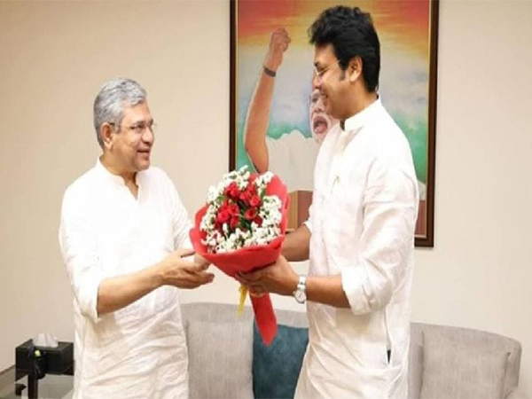 Union Railway Minister Ashwini Vaishnaw and West Tripura MP and former Tripura Chief Minister Biplab Kumar Deb (Photo/ANI) Union Railway Minister Ashwini Vaishnaw and West Tripura MP and former Tripura Chief Minister Biplab Kumar Deb (Photo/ANI)