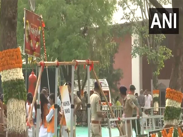 Preparations underway for PM Modi's roadshow in Vadodara (Photo/ANI)