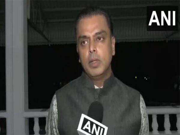Shiv Sena MP Milind Deora (Photo/ANI) Shiv Sena MP Milind Deora (Photo/ANI)