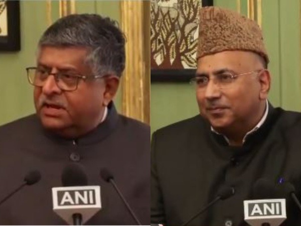 BJP MP Ravi Shankar Prasad and Rajya Sabha MP Ghulam Nabi Khatana (Photo/ANI) 