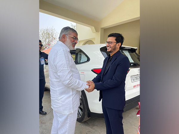 Gujarat Tourism Minister Meets CEO of DPIFF Abhishek Mishra to Discuss Strengthening Cultural Collaborations