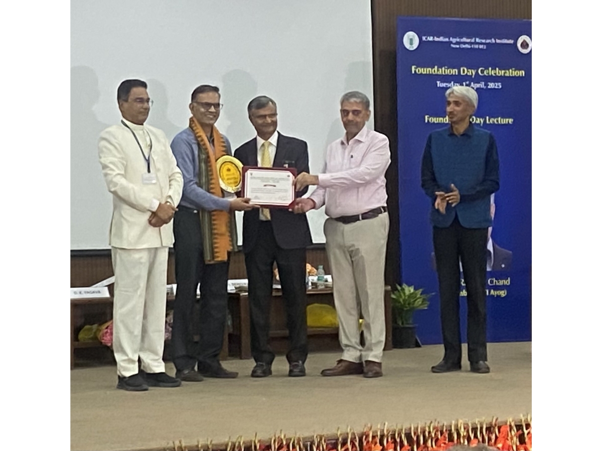 Areete Receives Prestigious IARI Best Startup Award for AI-Driven Dairy Innovation Areete Receives Prestigious IARI Best Startup Award for AI-Driven Dairy Innovation