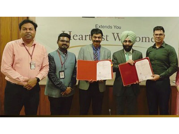 Chandigarh University Senior Officials Signing an MoU with Max Healthcare Institute Ltd at Chandigarh University Gharuan Campus Chandigarh University Senior Officials Signing an MoU with Max Healthcare Institute Ltd at Chandigarh University Gharuan Campus