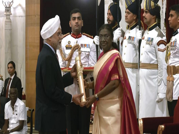 President Droupadi Murmu presents Padma Vibhusan to Justice (Retd) Jagdish Singh Khehar (Photo/ANI)