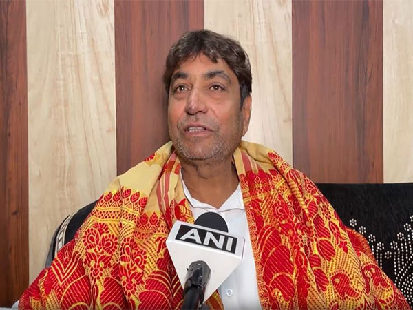 Sculptor Satyanarayan (Photo/ANI)