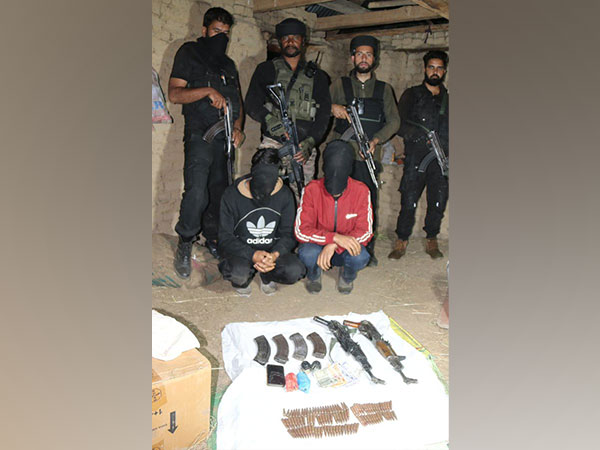 Two LeT hybrid terrorists (Photo/Shopian Police)