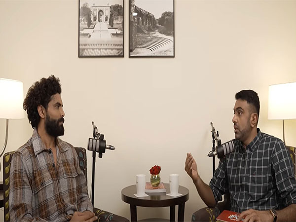 Ravindra Jadeja (left) with R Ashwin (right) (Photo: Ashwin YouTube channel) 
