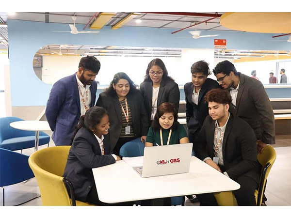 KLH GBS, Hyderabad launches a Certificate Program in Digital Marketing with AI, blending cutting-edge AI tools with core marketing skills for future-ready professionals.