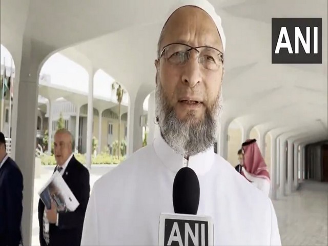 AIMIM MP Asaduddin Owaisi (Photo/ANI) AIMIM MP Asaduddin Owaisi (Photo/ANI)