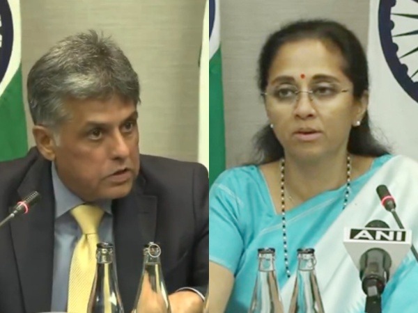 NCP-SCP leader Supriya Sule (R), Congress MP Manish Tewari (L) (Photo/ANI) NCP-SCP leader Supriya Sule (R), Congress MP Manish Tewari (L) (Photo/ANI)